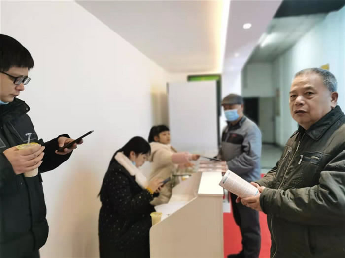 四川中青旅綿陽分社、綿陽市中旅假日旅行社、綿陽自來文化傳播有限公司24H自助售貨服務(wù)盛大開業(yè)