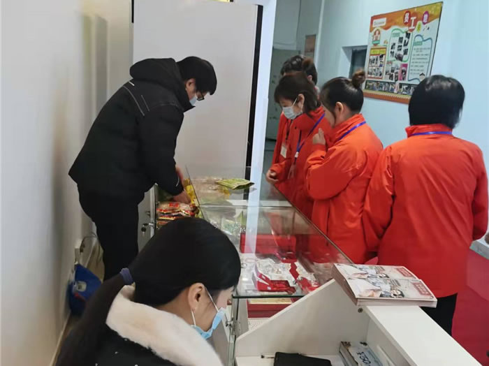 四川中青旅綿陽分社、綿陽市中旅假日旅行社、綿陽自來文化傳播有限公司24H自助售貨服務(wù)盛大開業(yè)