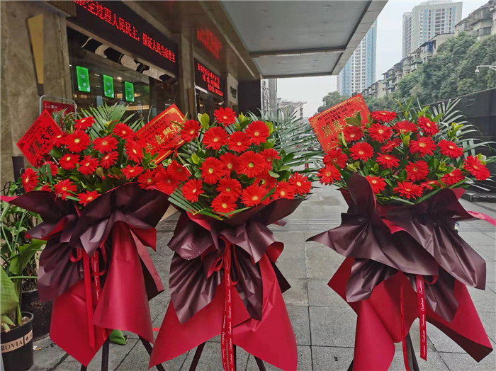 四川中青旅綿陽分社、綿陽市中旅假日旅行社、綿陽自來文化傳播有限公司24H自助售貨服務(wù)盛大開業(yè)